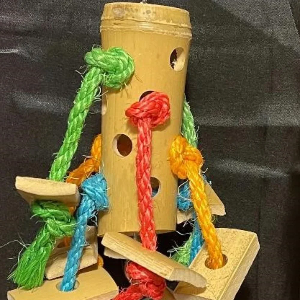 BRAND NEW ~ ALL LIVING THINGS BAMBOO MEDIUM SIZED BIRD TOY WITH BELL